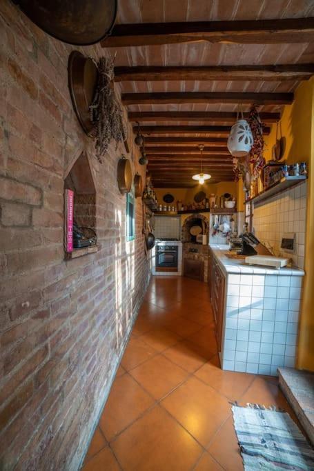 Вилла Casa Lazzaro Al Centro Di Сиена Экстерьер фото