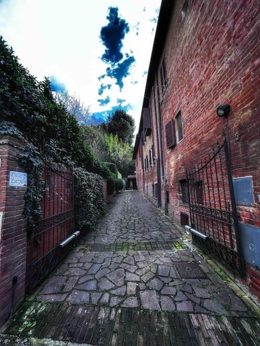 Вилла Casa Lazzaro Al Centro Di Сиена Экстерьер фото